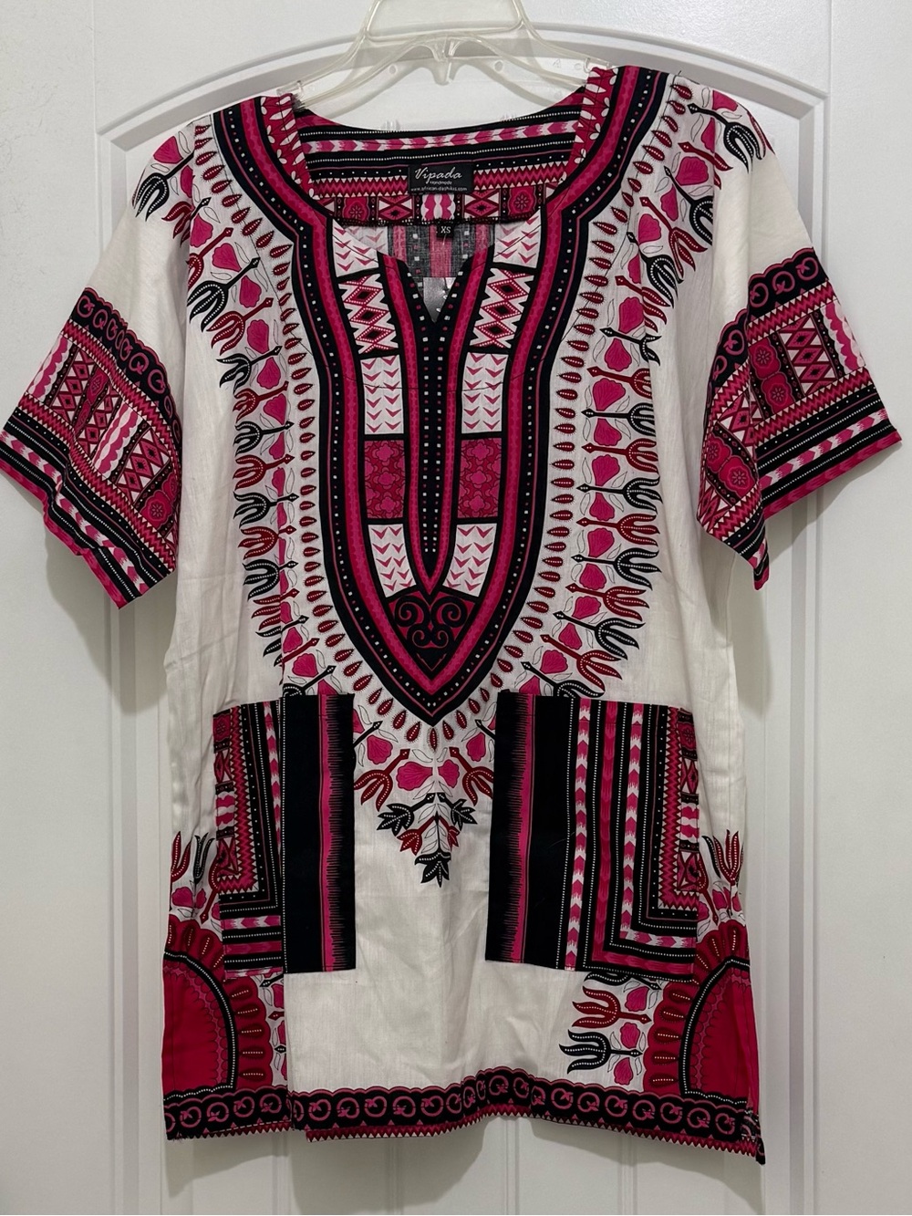 Vipada Handmade Traditional African Dashiki White & Hot Pink - Unisex Size XS